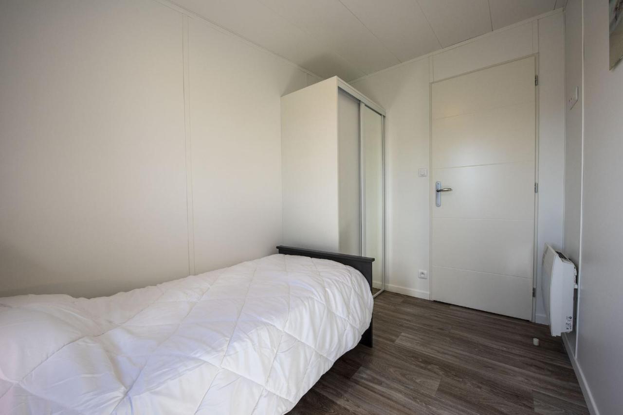 Chalet Pour 6 Dans Un Domaine Avec Piscine 布雷蒂诺斯梅尔 外观 照片