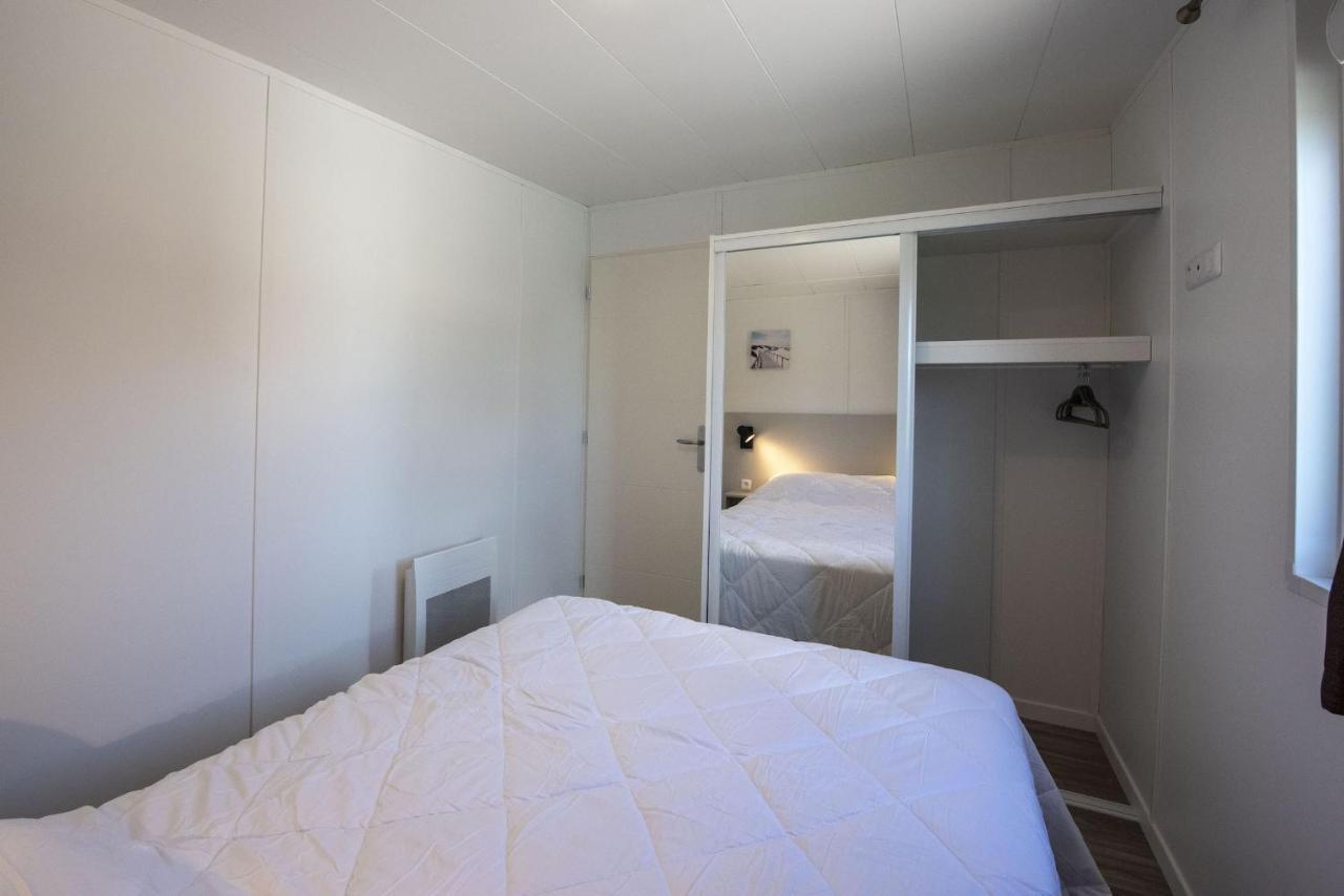 Chalet Pour 6 Dans Un Domaine Avec Piscine 布雷蒂诺斯梅尔 外观 照片