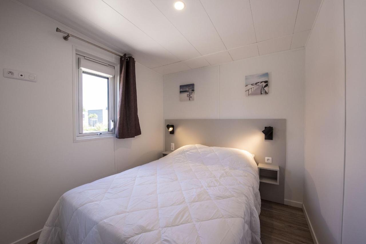 Chalet Pour 6 Dans Un Domaine Avec Piscine 布雷蒂诺斯梅尔 外观 照片